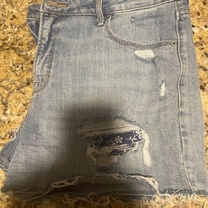 OLD NAVY BANDANA SHORTS